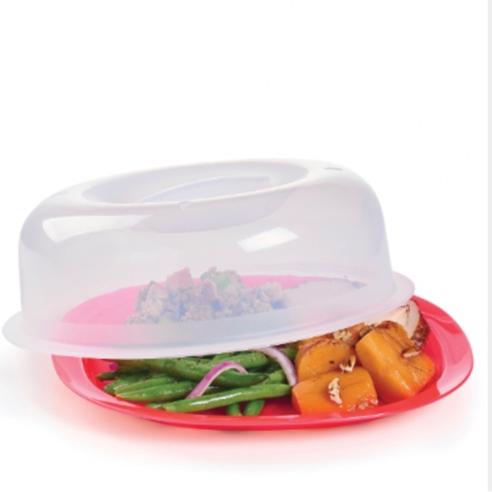 Tupperware Red and White Kitchen Linens